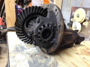 The old, open differential still mounted in the carrier. (chunk)